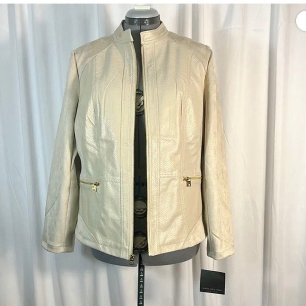 Andrew Marc NWT Sz 1X Latte Faux Leather and Faux Suede Jacket